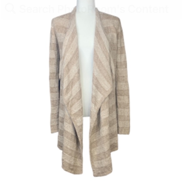 Barefoot Dreams Small Medium Cardigan Calypso Stripes Bamboo Chic Lite - Picture 2 of 11